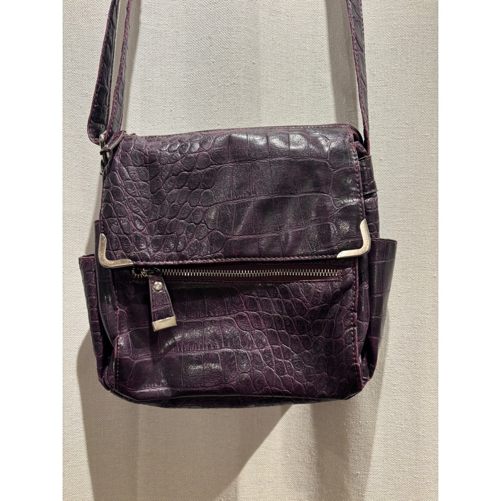 Charlie charming Purple Croc Embossed Leather Crossbody Bag Vintage